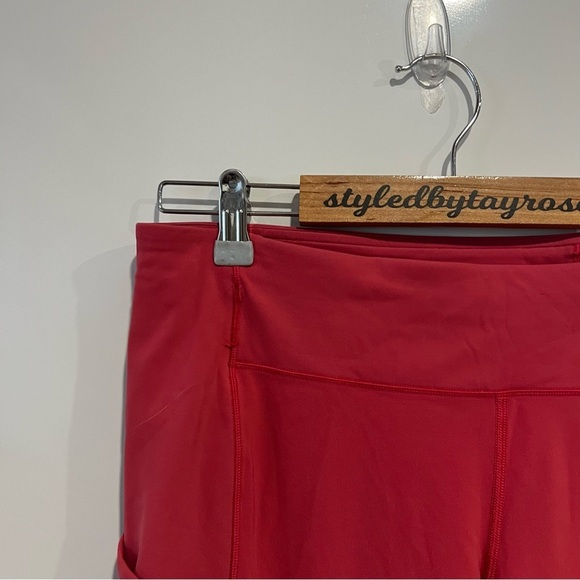 Lululemon Speed Up Tight *Full-On Luxtreme 28"
Fuchsia Pink - Picture 6 of 8